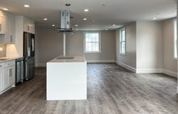 131 Cambridge St, Burlington, MA 01803