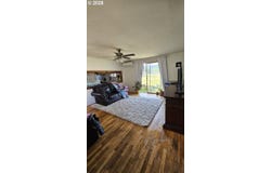 47705 BAIN St, Oakridge, OR 97463
