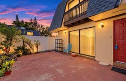 8119 OAK TRACE Way, TAMPA, FL 33634