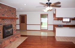 1608 S Adams St, Fulton, MS 38843