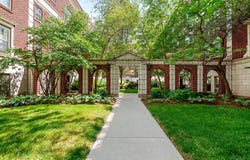 496 Sheridan Road, Evanston, IL 60202