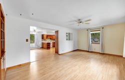 427 APOLLO Way, DE PERE, WI 54115-1313