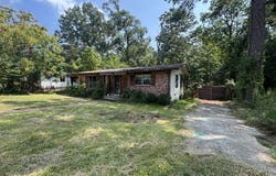 2894 Woodside Drive, Jackson, MS 39212