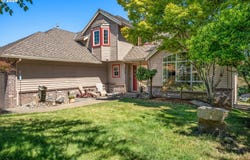 14388 SE MEADOWS Ln, Clackamas, OR 97015