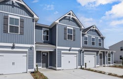 66 W Pioneer Way, Hampstead, NC 28443