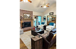 2489 Edgemont Cr, Tupelo, MS 38804
