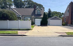 620 Grant Avenue, Baldwin, NY 11510