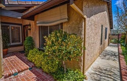 25628 Alicante, Valencia, CA 91355