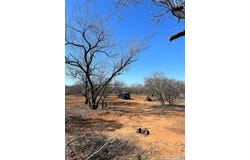 260 County Road 2662, Moore, TX 78057