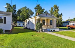 614 W 10th Street, Washington, NC 27889