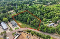 Plaza Drive, Flowood, MS 39232