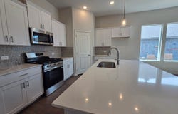 806 Silverleaf Drive, Ennis, TX 75119