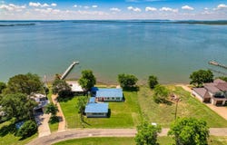 809 Lakeshore Loop, Tow, TX 78672