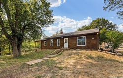 777 Canter Creek Lane, Cedar Hill, MO 63016