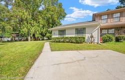 828 Village Drive, Brooksville, FL 34601
