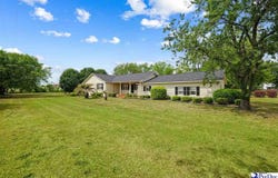1412 Jeffords Mill Rd, Darlington, SC 29540