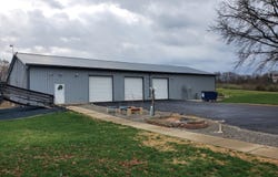 1292 CO. RD. 700 E, Carmi, IL 62821