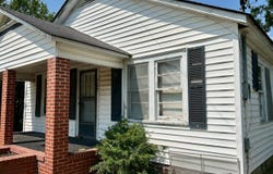 105 Erika Ln, Elloree, SC 29047