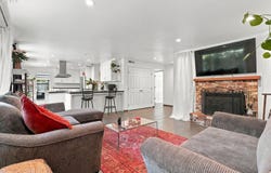 2265 24TH St, Florence, OR 97439