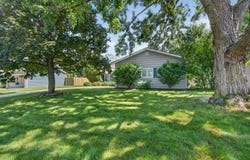2021 Lancaster Lane, Wheaton, IL 60189