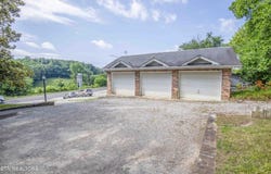 17761 Alberta St, Oneida, TN 37841