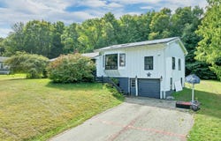 1795 State Road, Eliot, ME 03903