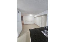 4560 NW 107th Ave, Doral, FL 33178