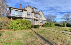 24 Hadwen Road, Worcester, MA 01602