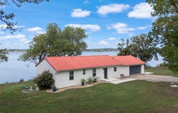 62021 E 260 Road, Grove, OK 74344