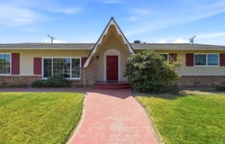 335 E Sycamore Drive, Hanford, CA 93230