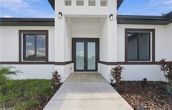 9054 Lamkin Circle, Labelle, FL 33935