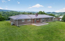 235 Windmere Ln, Marion, VA 24354