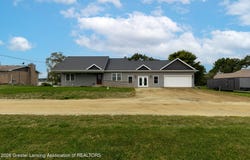 8616 Lake Drive, Springport, MI 49284