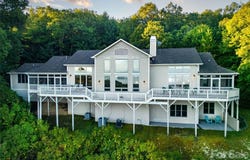 74 Walnut Ridge Lane, Brevard, NC 28712