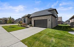 56643 Via Bellano, Macomb Twp, MI 48042