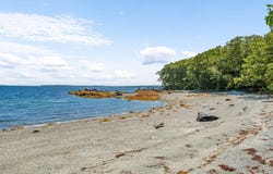 1197 Bay Road, Brooklin, ME 04616