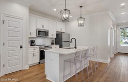 300 Avenue B, Broussard, LA 70518