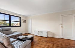 17-03 Utopia Parkway, Whitestone, NY 11357