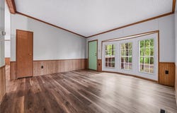 454 Mountain View Rd, Union Twp, PA 16101
