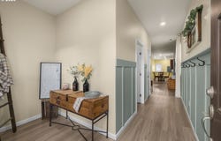 1408 W 16TH Ave, LaCenter, WA 98629