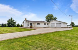 40 E 950 N Road, Cerro Gordo, IL 61818
