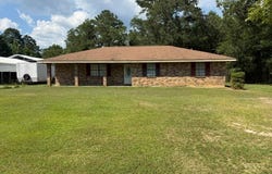 388 Ozona Rd, Picayune, MS 39466
