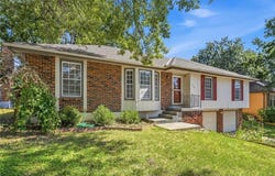 3713 Stanton Street, Lee's Summit, MO 64064