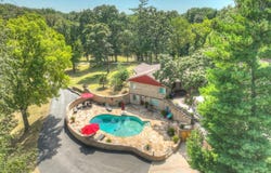 808 E 18th Street, Baxter Springs, KS 66713