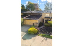 782 Hampton Ridge Drive, Akron, OH 44313