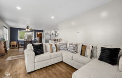 101 W Riverdale Drive, Clifton, IL 60927