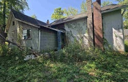 7155 E Main Street, Cass / Sullivan, IN 47882