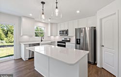TBB WIND RIVER Drive, CHAMBERSBURG, PA 17202