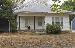 303 N 9th Street, Okemah, OK 74859