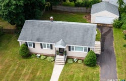 25 Harrison Drive, Hamden, CT 06514